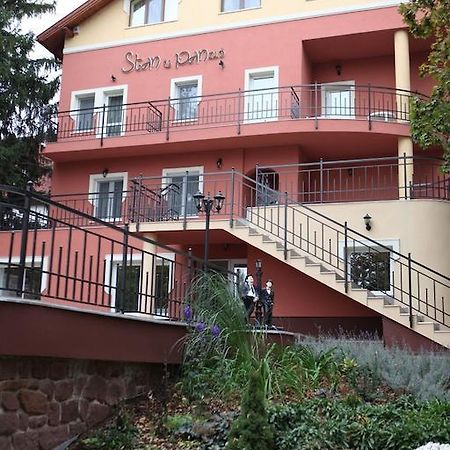 Stan Es Panzio Bed & Breakfast Balatonalmadi Exterior photo