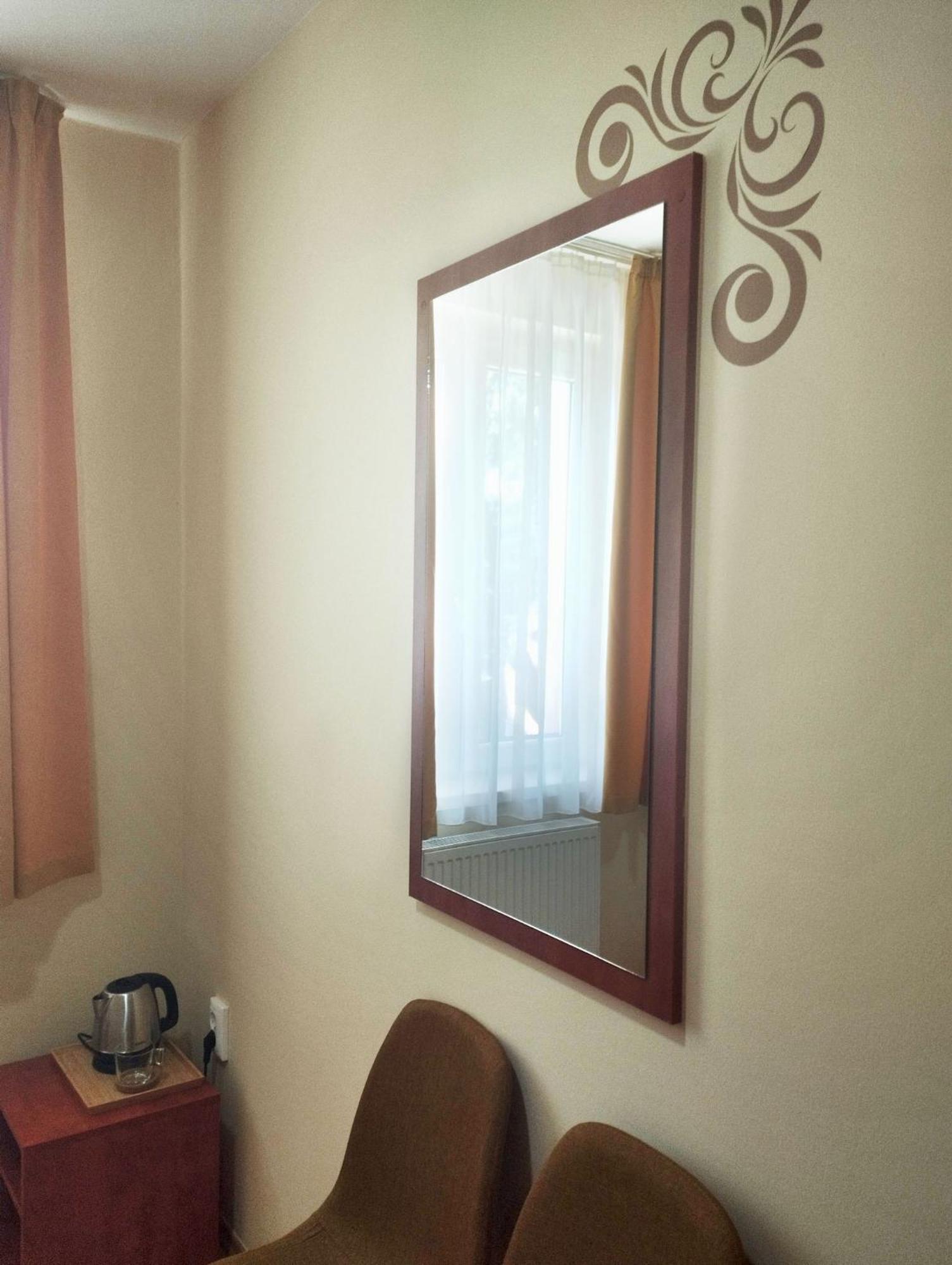 Stan Es Panzio Bed & Breakfast Balatonalmadi Exterior photo