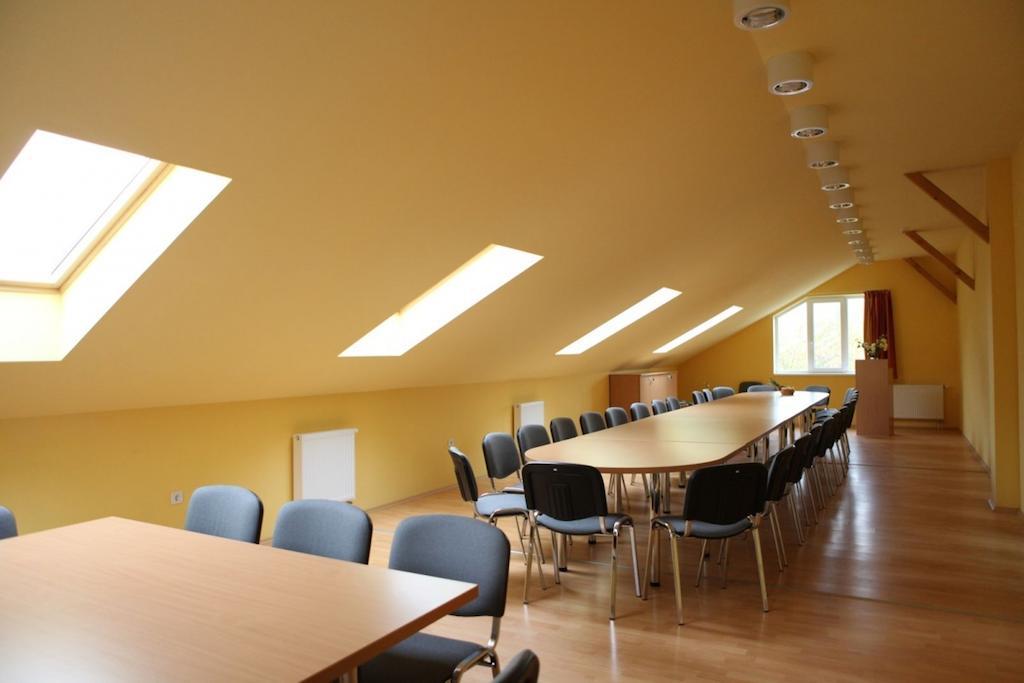 Stan Es Panzio Bed & Breakfast Balatonalmadi Exterior photo